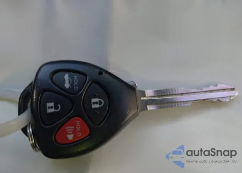 2013 Toyota Corolla Le z USA, uszkodzony, nr VIN 5YFBU4EE7DP213337